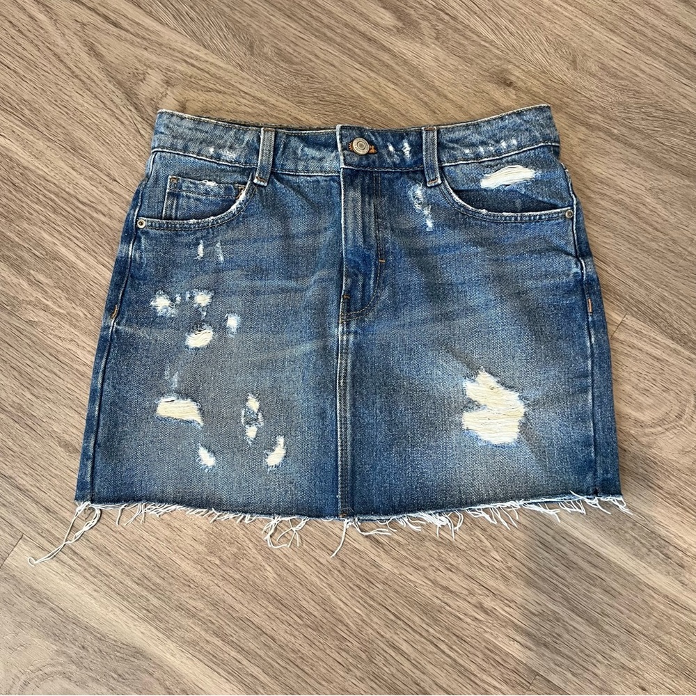 ZARA DENIM MINI SKIRT SIZE S